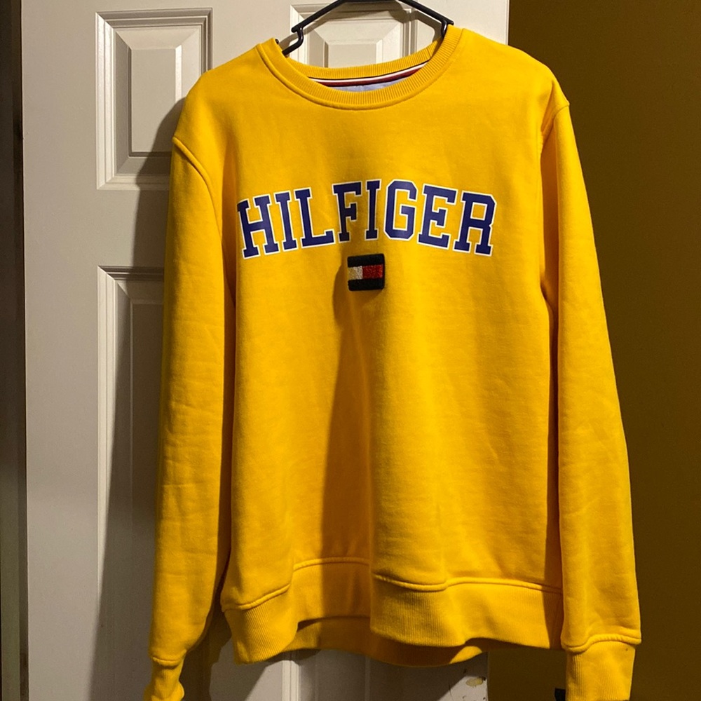 Tommy Hilfiger crewneck sweatshirt like new